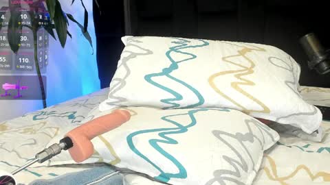 Arthur online show from April 10, 2:02 pm