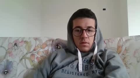 arturpaulval online show from January 18, 10:39 am