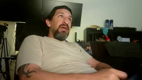 DevilPup75 online show from December 3, 5:46 am