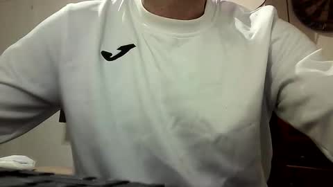 perrita online show from December 2, 6:11 pm