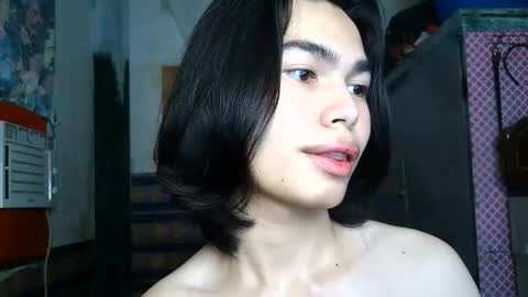 asian_babyboi online show from June 7, 1:18 pm