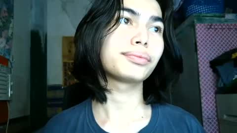 asian_babyboi online show from June 20, 10:42 am