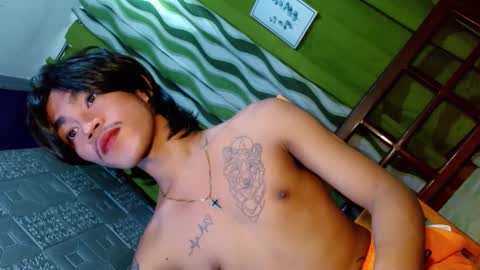 Snapshot of asian_kimxxx chatting on February 14, 9:03 am don online show from February 14, 9:03 am