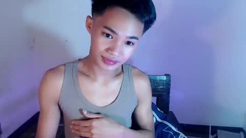 asian_lover05 online show from March 26, 6:56 pm