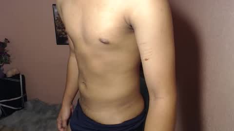 Snapshot of asian_prince_of_cock chatting on October 20, 8:51 am Prince online show from October 20, 8:51 am