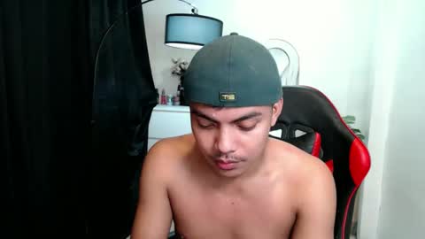 Fev online show from April 15, 11:37 pm