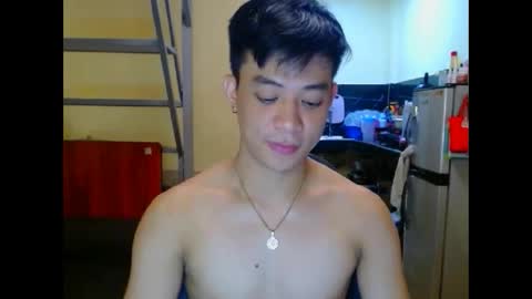 asiandreamboyx online show from October 14, 11:17 am