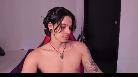 asmodeuszz online show from March 13, 7:31 pm