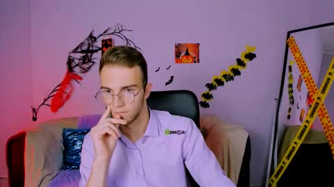 astren online show from November 2, 1:15 pm