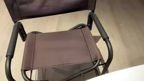 August Cox online show from April 13, 9:04 pm