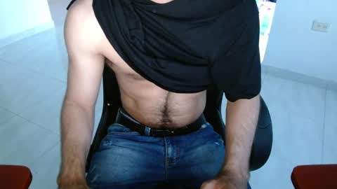 Aureliano online show from April 9, 11:00 pm