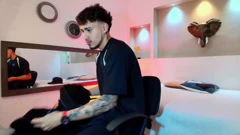 AUSTIN  online show from January 26, 11:28 am