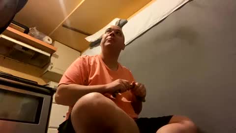 Auz online show from January 1, 3:13 am