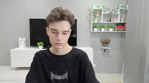 gothy 3 online show from February 14, 12:36 pm