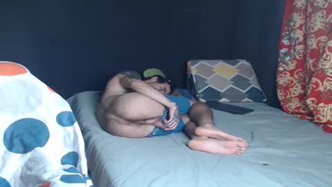 Axel online show from January 12, 7:07 pm