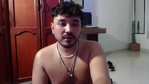 axel_crown online show from February 17, 4:55 am