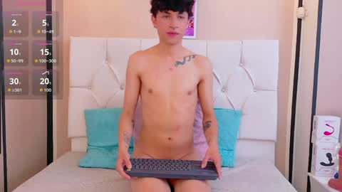 Axel Evanss online show from June 3, 2:33 pm