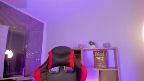 axel_grey_ online show from July 26, 1:19 pm