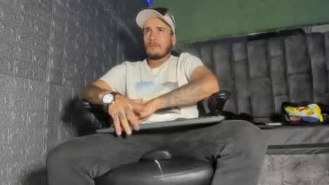 Axell Cross2 online show from January 7, 7:52 pm