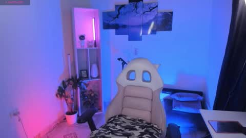 odeley online show from November 6, 8:50 am