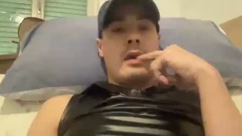 Snapshot of bach77 chatting on March 10, 10:24 pm bach online show from March 10, 10:24 pm