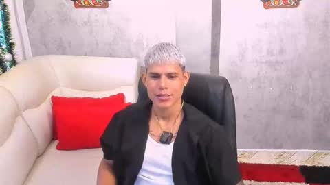 bad_boytoh online show from December 17, 2:24 pm