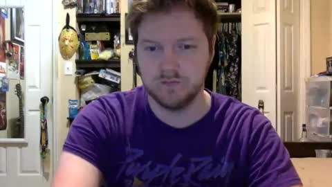 Snapshot of badboyboogie78 chatting on October 30, 8:49 am Hylian97 online show from October 30, 8:49 am