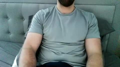 baddboy24777 online show from June 26, 11:35 am