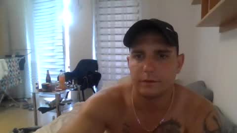 badman28uk online show from June 27, 3:20 am