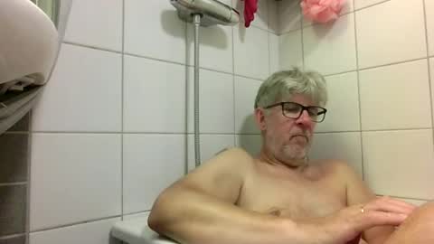 baggelina75 online show from June 14, 5:37 pm