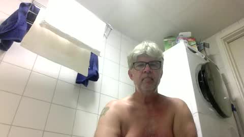 baggelina75 online show from July 2, 4:07 am