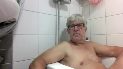 baggelina75 online show from July 6, 6:43 pm