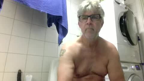 baggelina75 online show from July 1, 7:09 am
