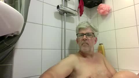 baggelina75 online show from June 1, 8:09 pm