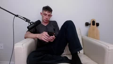 bananacurvesleft online show from June 22, 3:25 am