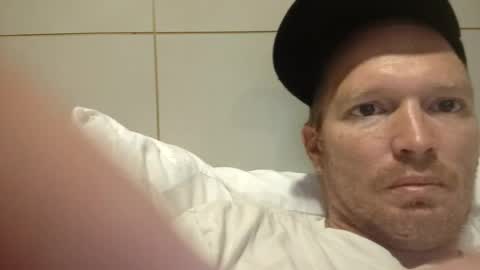 barniemay1 online show from July 28, 6:43 am