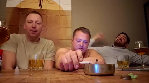 Snapshot of barrrry1994 chatting on November 1, 4:27 am barrrry1994 online show from November 1, 4:27 am