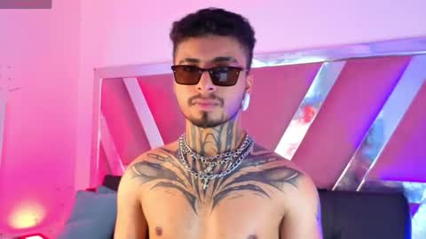 bastian66_ online show from June 3, 2:33 pm