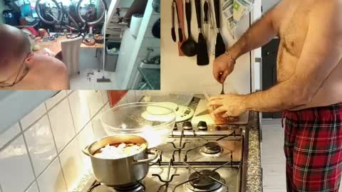 bazzz_8 online show from April 9, 4:13 pm