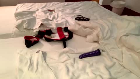 bdsm_toyboy online show from November 26, 10:57 pm