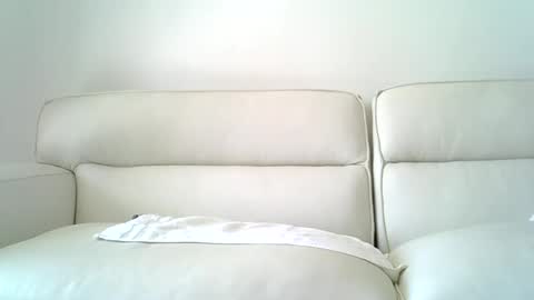 Beachlover39 online show from November 13, 2:44 pm