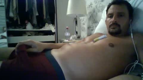 Snapshot of bearboudior chatting on October 25, 11:39 pm bearboudior online show from October 25, 11:39 pm