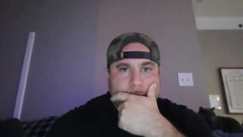 bearded4urpleasure online show from December 5, 12:51 am