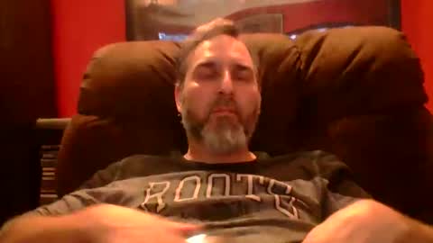 beardedambition online show from December 1, 2:36 am