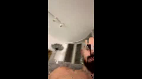 Snapshot of beardedbaldy_09 chatting on October 20, 7:51 pm Ask me online show from October 20, 7:51 pm