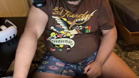 beardudeguy online show from February 7, 11:39 am