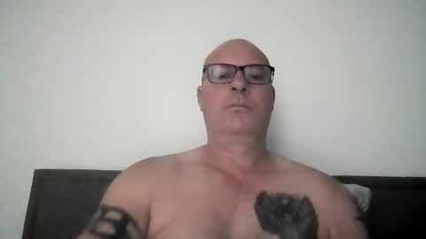 beatsboy87 online show from February 2, 12:30 am