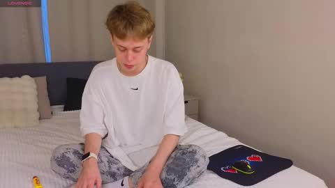 Kenny online show from September 20, 2:50 pm