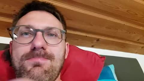 Snapshot of ben00189 chatting on September 12, 5:24 pm ben00189 online show from September 12, 5:24 pm