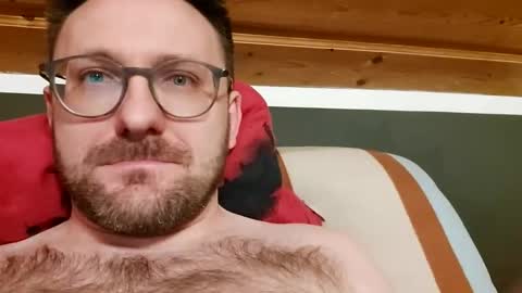 Snapshot of ben00189 chatting on January 27, 4:33 pm ben00189 online show from January 27, 4:33 pm